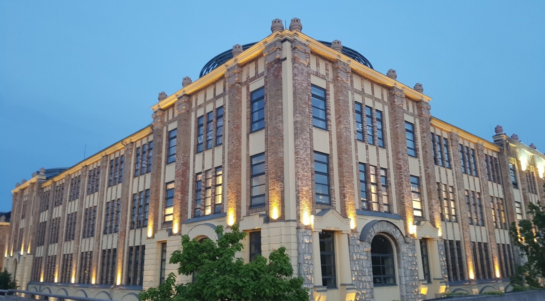 Dorottya Udvar, Budapest XI